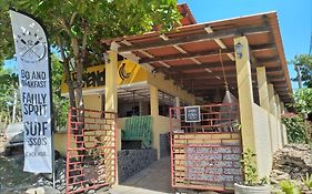 Bananoz Surfhouse